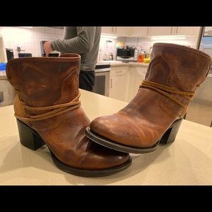 Freebird Casey Bootie Size 8